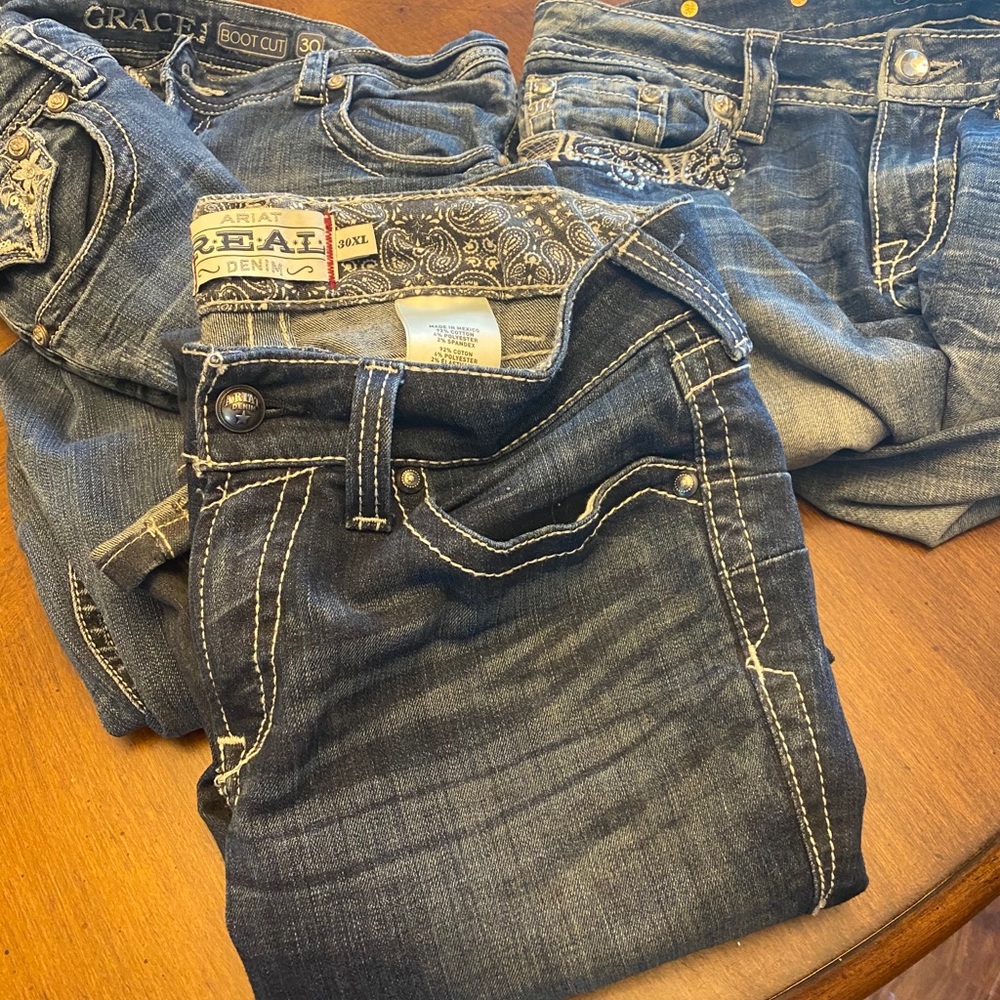 Lot size 30 - Miss Me / Grace / Ariat
